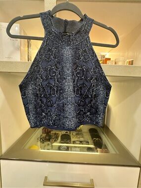 BCBGMaxAzria Navy Blue Textured Knit Halter Crop Top Size Medium
